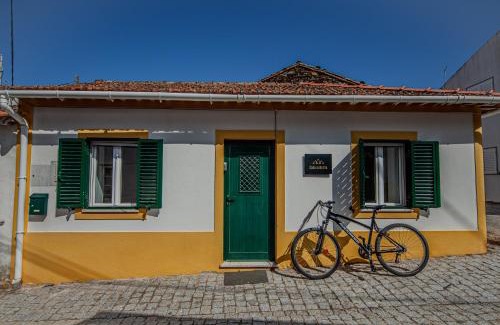 Sarzedas Haus | Casa Augusta - The Natural Lodgings And Retreats