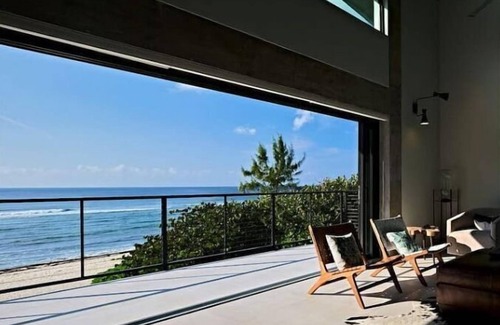 Bodden Town Haus | Casa Avi - Beachfront bliss & luxury in Cayman