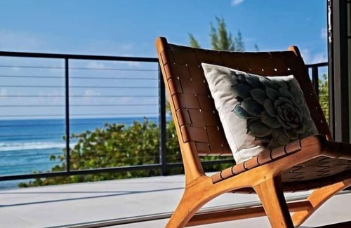 Bodden Town Haus | Casa Avi - Beachfront bliss & luxury in Cayman