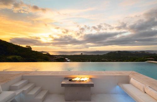 Brasilito Haus | CASA AYLA A - stunning 5BR Ocean view house & infinity pool in Flamingo