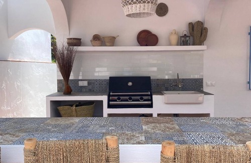 Canillas de Albaida Villa | Casa Bán Wonderful Villa with A/C 3 bedrooms 2 bathrooms. Private Pool & BBQ