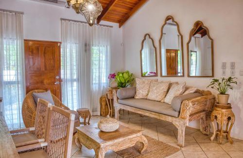 Nosara Haus | Casa Bonita - 5br With Pool Walk To Beach!
