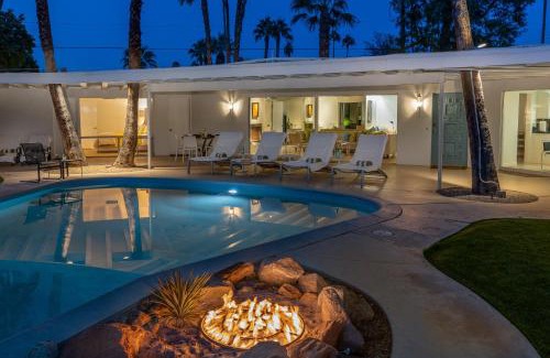 Deep Well Ranch Villa | Casa Cactus by ACME House Company