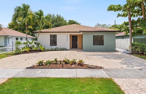 Lake Ida Shores Haus | Casa Calma 2 min to Famous Atlantic Ave, Pool coming Sept 2025