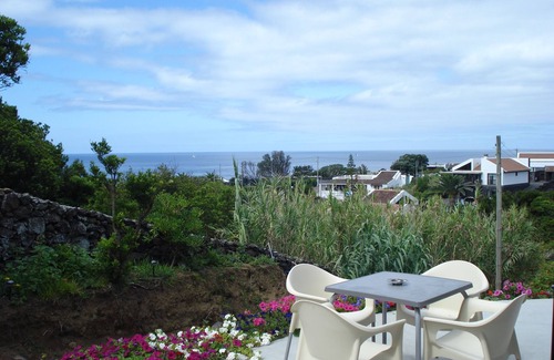 Caloura Haus | Freshman House, Beautiful Place