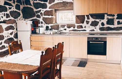 Travanca Haus | Casa Caminho São Bento