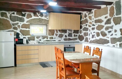 Travanca Haus | Casa Caminho São Bento