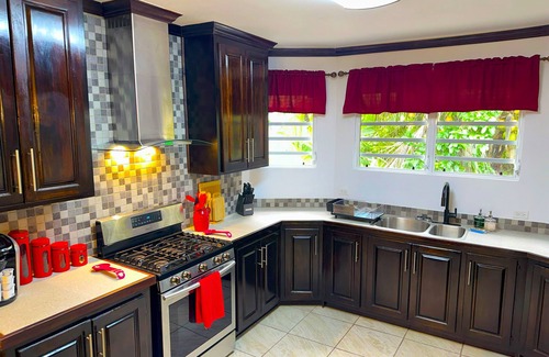 San Ignacio Haus | Casa Carimi - vacation home for families/groups seeking relaxation & exploring.