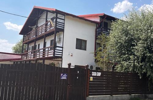 Calarasi Haus | Casa Carp Calarasi