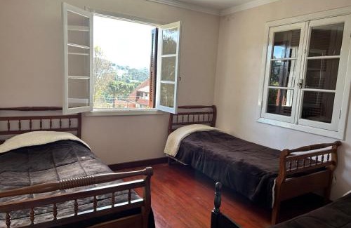 Campos do Jordao Haus | Casa centro do Capivari