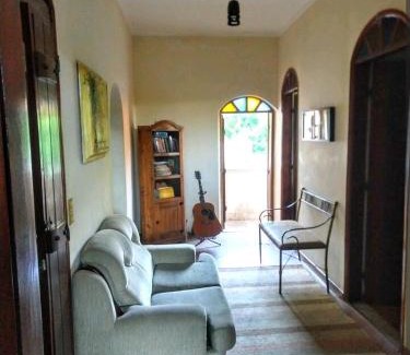 Sao Lourenco Haus | Casa Colonial com lareira