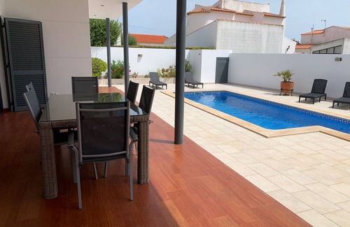 Sagres Haus | Casa com 3 Quartos e Piscina a 5 Minutos da Praia da Mareta