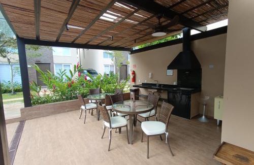 Juquehy Haus | Casa com 3 suítes em condomínio com piscina em Juquehy