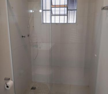 Chacaras Primavera Haus | Casa com alojamento, para até 18 pessoas