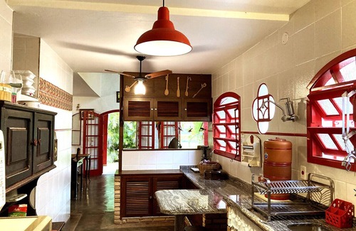 Guaeca Haus | Casa com muito lazer a 100m da Praia de Guaecá/SP