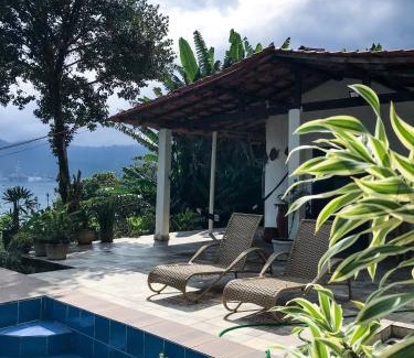 Biscaia Haus | Casa com Piscina, Vista e Acesso ao Mar