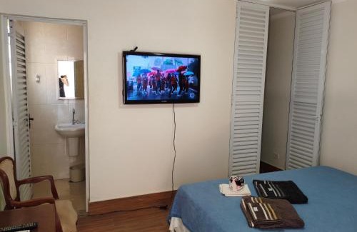 Zona Leste Haus | Casa Completa com Cama Super King SIze ao lado do Metrô