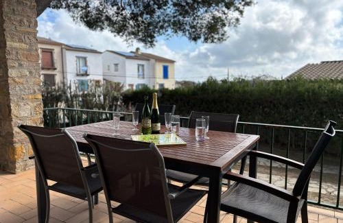 Torroella de Montgri Haus | Casa con Gran Jardín Privado y Piscina Comunitaria en Torroella de Montgrí - ES-323-44