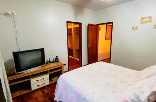 Carapicuiba Haus | Casa confortável com churrasqueira na Granja Viana