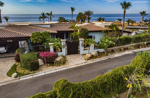 Los Cabos Villa | Luxuriöse Villa mit 5 Schlafzimmern und 5 Bädern - alles auf einer riesigen Ebene