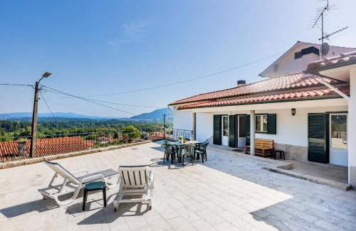 Lanhelas Haus | Casa da Leira