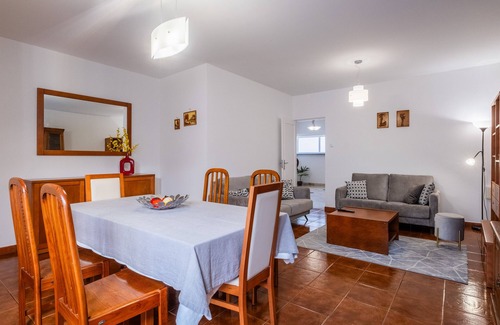 Ponta Delgada Haus | Casa da Náu