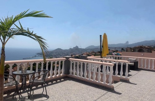 Sao Goncalo Haus | Casa da Paz - Fantastic view of Funchal Bay
