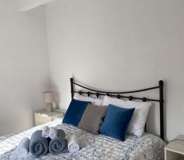 Serta Haus | Casa da Ribeirinha