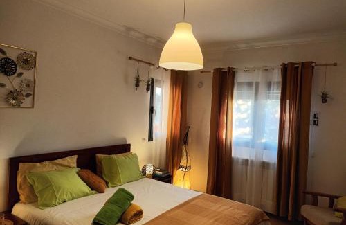 Barreira Haus | Casa da Risca Amarela