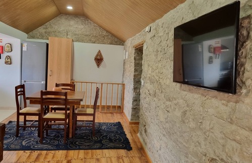 Evora de Alcobaca Hütte | Casa da Ti Alzira - a refuge at the foot of the mountain with a touch of tradition