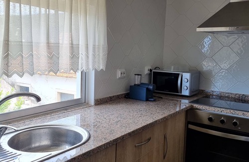 Evora de Alcobaca Hütte | Casa da Ti Alzira - a refuge at the foot of the mountain with a touch of tradition