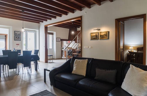 Furnas Haus | Casa da Tia Luísa