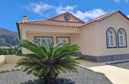 Furnas Haus | Casa das Caldeiras