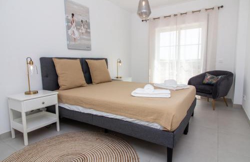 Ferragudo Wohnung | Casa DCR - Apartment in Ferragudo 5 mins to Beach