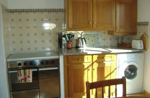 Arganil Haus | Casa de Alagoa, 2kms Arganil, sleeps 8