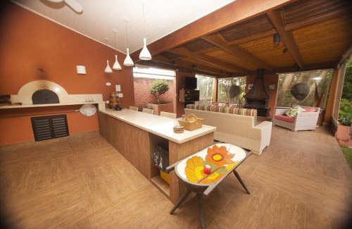 Campinas Haus | Casa de Campo com acesso a Represa em Piracaia SP