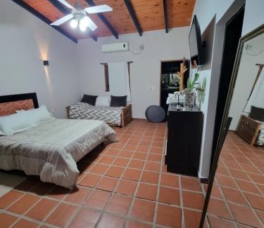 Fray Mamerto Esquiu Haus | Casa de Campo Los Platanos