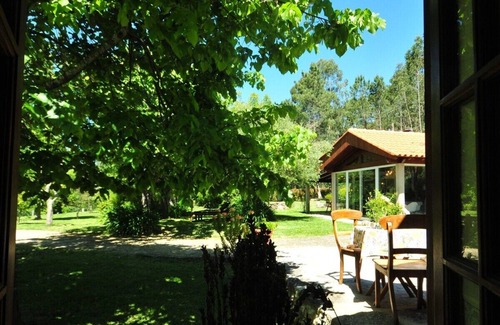 Vila Nova de Cerveira Haus | Casa de Santiago Charming Cottage w/ Beautiful Garden
