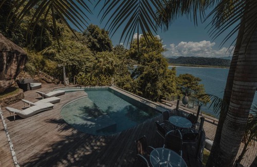 Paraty Villa | Casa de Vidro com piscina - costeira Paraty Mirim