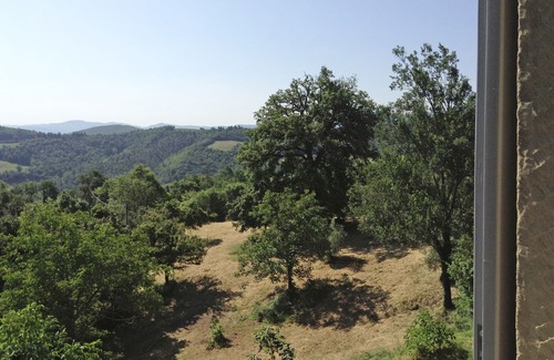 Anghiari Wohnung | Casa del Camino - Eingebettet zwischen hohen Zypressen, alten Eichen und ... Stille