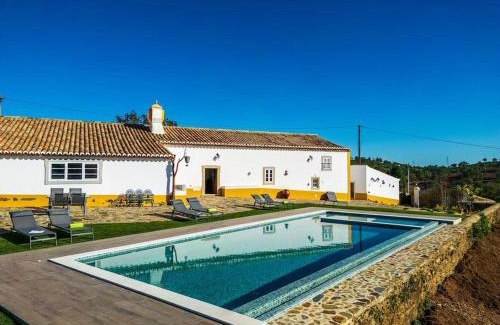 Loule Haus | Casa do Avô (Vale Luís Neto-Retiro do Caldeirão)