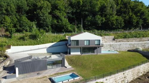 Vila Haus | Casa do Barbeiro - View of the River Minho