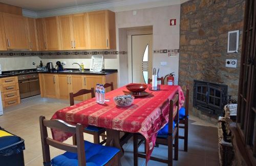 Ansiao Haus | Casa do Pastana
