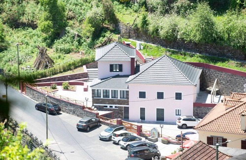 Sao Roque do Faial Wohnung | Casa do Ribeiro Frio - Bergzimmer