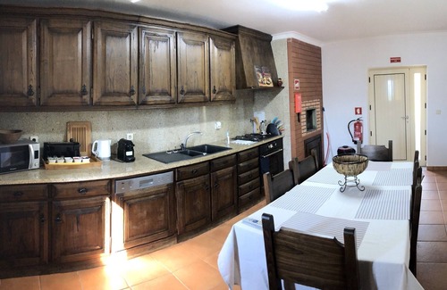 Resende Haus | Casa do Valado - Local Accommodation