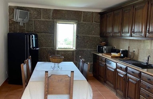 Resende Haus | Casa do Valado - Local Accommodation