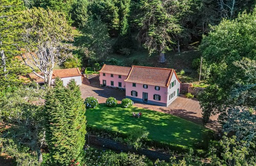 Camacha Hütte | CASA DOS CASTANHEIROS - Charming countryside Cottage