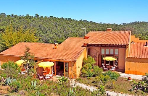Barao de Sao Joao Wohnung | Casa dos Sonhos, private terrace, quiet location, walking to village, ecological pool, pets considered, nature friendly