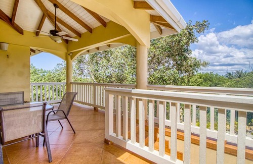 Placencia Haus | Casa Edgell