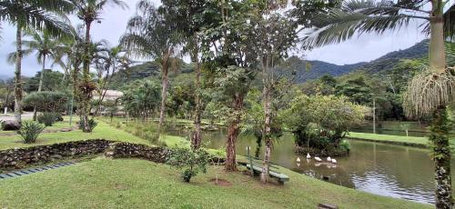 Horto Haus | Casa em Condomínio com Piscina e Lago em UBATUBA